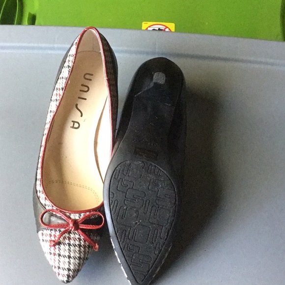 Shoes - Picture 2 of 2